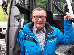 Günther Guschlabuer | Pistenraupenfahrer